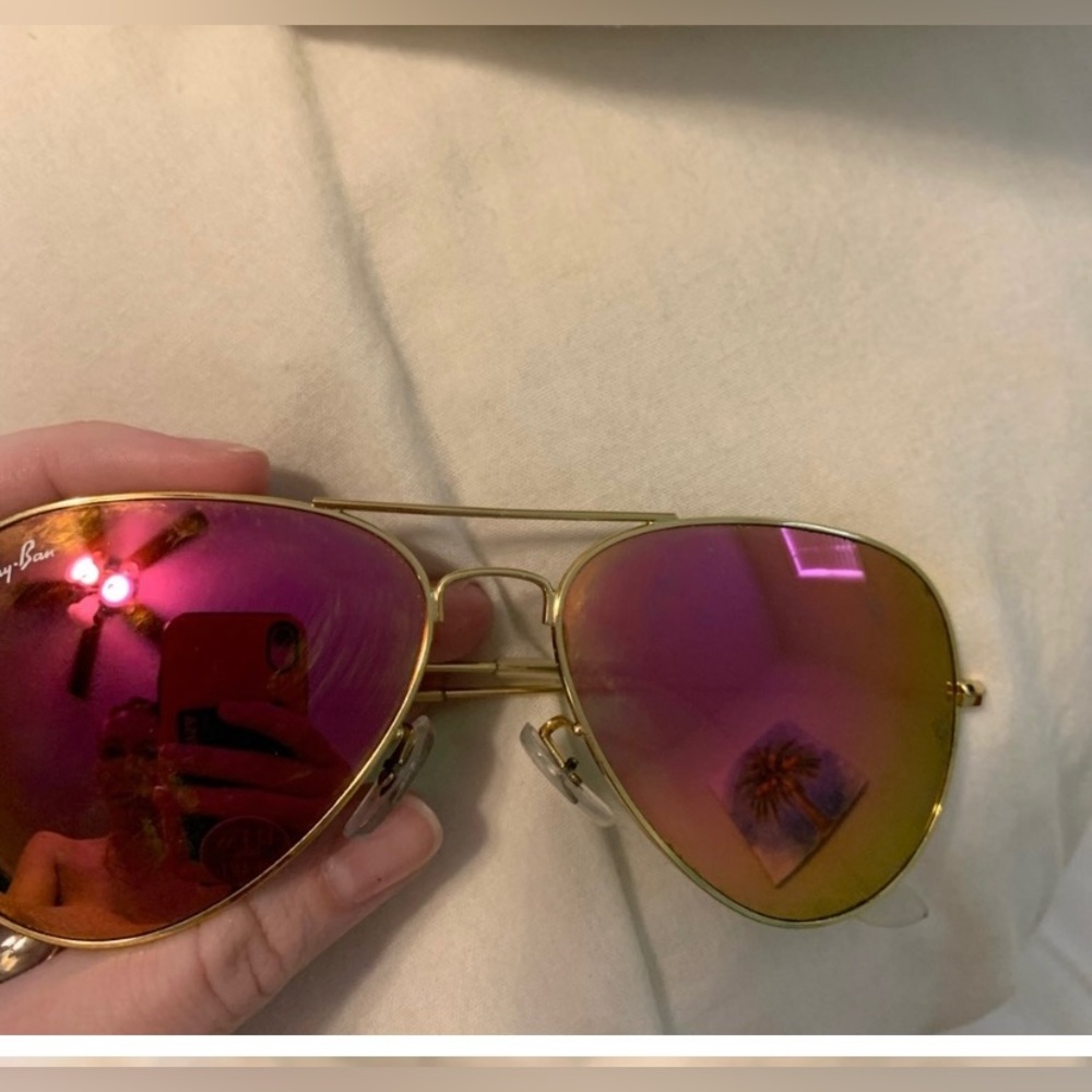 Like new pink Raybans